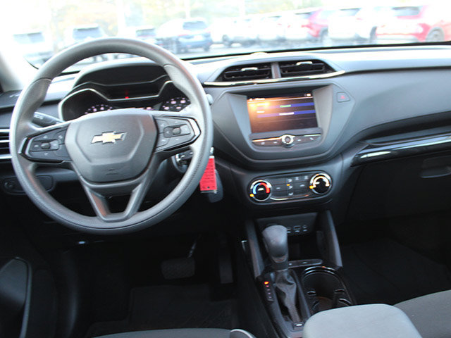 Used 2021 Chevrolet TrailBlazer LS FWD image 10