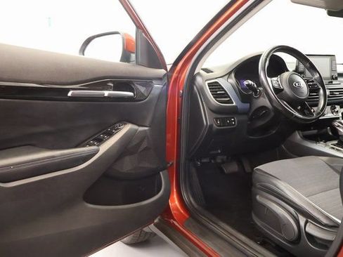 Used 2021 Kia Seltos S AWD/4WD image 8