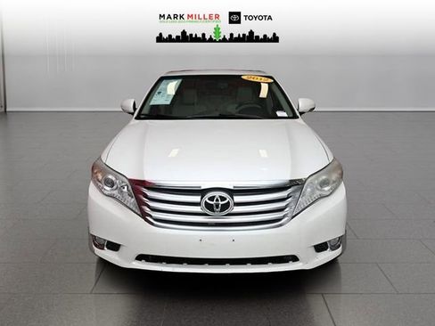 Used 2012 Toyota Avalon Limited image 11