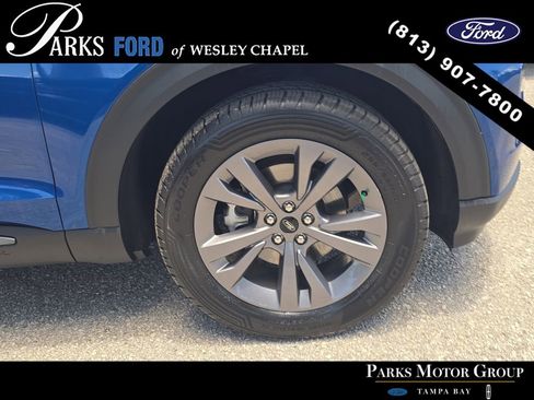 Certified 2022 Ford Explorer XLT w/ Equipment Group 202A RWD image 32