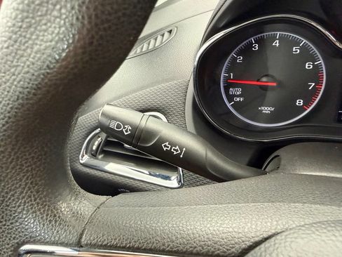Used 2019 Chevrolet Cruze LT FWD image 44