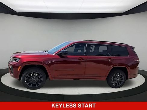 New 2026 Jeep Grand Cherokee L Limited AWD/4WD image 4
