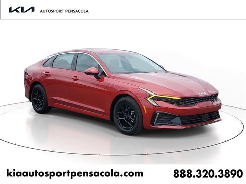 New 2025 Kia K5 LXS image 1