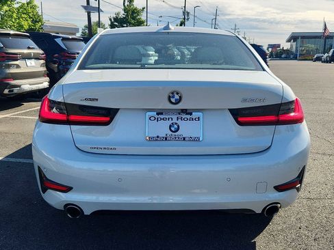 Used 2020 BMW 330i xDrive Sedan w/ Driving Assistance Package AWD/4WD image 5