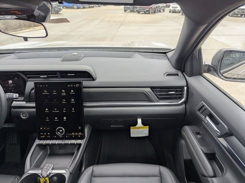 New 2026 GMC Terrain Elevation w/ Elevation Premium Package image 4