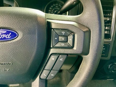 Used 2018 Ford F150 XLT AWD/4WD image 27