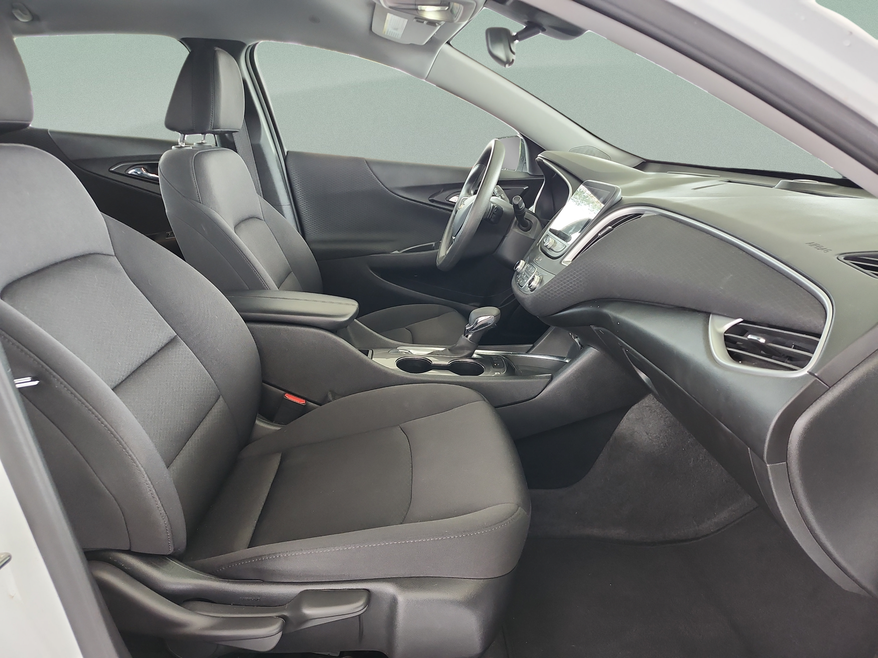 Used 2024 Chevrolet Malibu LT FWD image 19