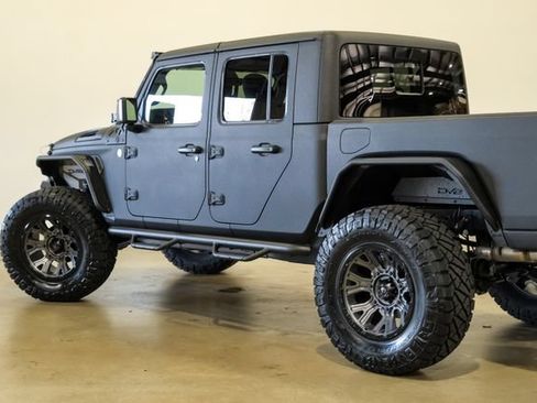 Used 2025 Jeep Gladiator Sport AWD/4WD image 53