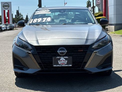 Certified 2024 Nissan Altima 2.5 SR FWD image 11