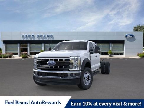 New 2026 Ford F550 4x4 Supercab Super Duty image 3