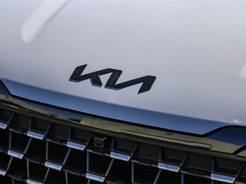 New 2026 Kia Carnival SX Prestige image 6