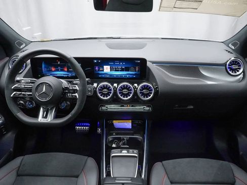 New 2025 Mercedes-Benz GLA 35 AMG AMG GLA 35 image 14