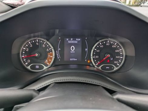Used 2023 Jeep Renegade Latitude AWD/4WD image 24