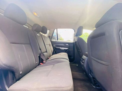 Used 2011 Ford Edge SE image 17