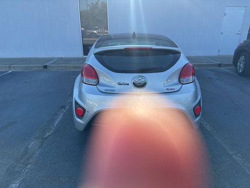 Used 2013 Hyundai Veloster Turbo w/ Ultimate Pkg image 23