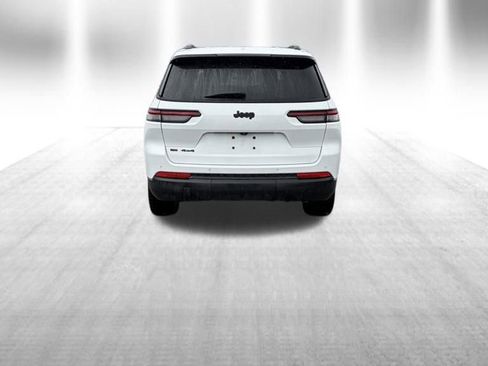 Used 2021 Jeep Grand Cherokee L Laredo image 6