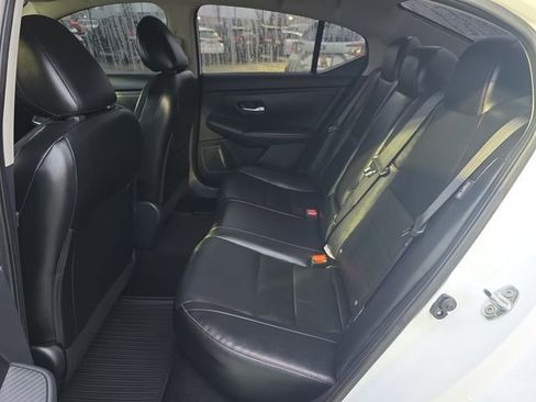 Used 2024 Nissan Sentra SR w/ SR Premium Package image 16