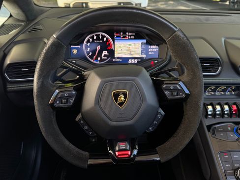 Used 2017 Lamborghini Huracan LP 610-4 image 53