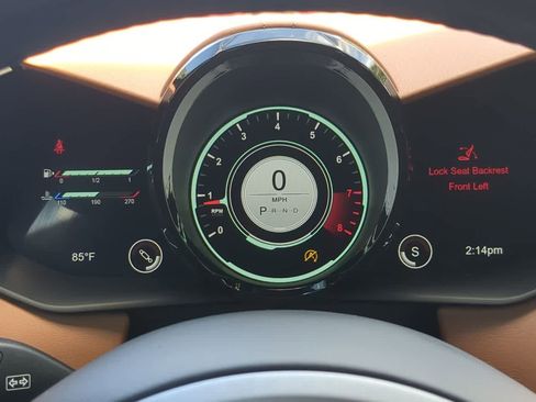 Used 2020 Aston Martin V8 Vantage Coupe image 28