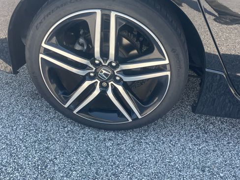 Used 2016 Honda Accord Sport image 22
