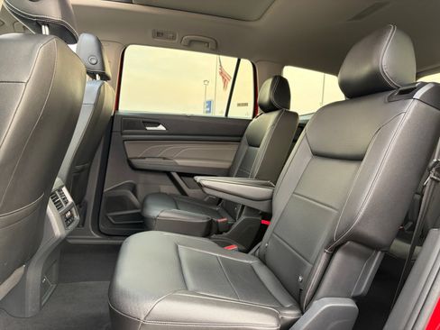 Used 2023 Volkswagen Atlas SEL R-Line AWD/4WD image 27