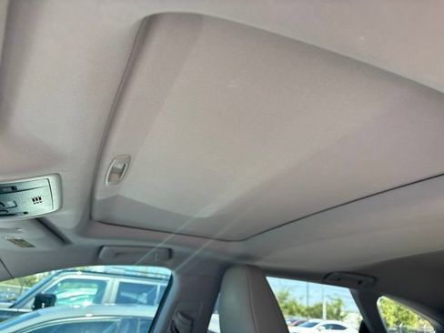 Used 2018 Lexus RX 350L FWD image 8