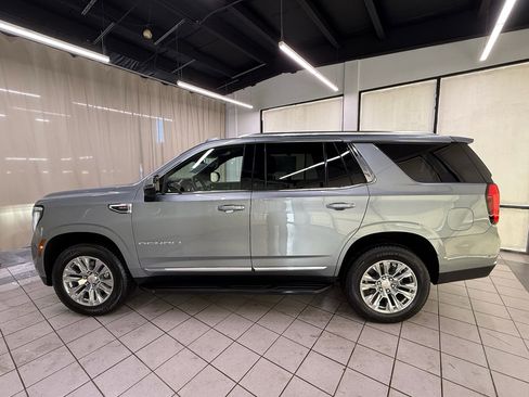 Used 2025 GMC Yukon Denali AWD/4WD image 10