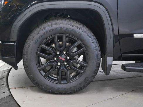 Used 2023 GMC Sierra 1500 Elevation AWD/4WD image 28