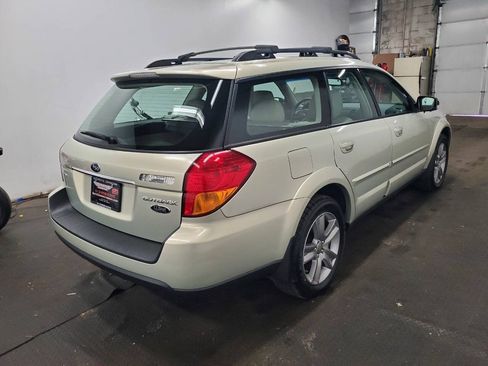 Used 2006 Subaru Outback 3.0R L.L. Bean w/ Popular Equipment Group 2B AWD/4WD image 6