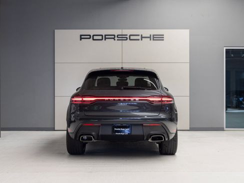 Certified 2026 Porsche Macan image 6