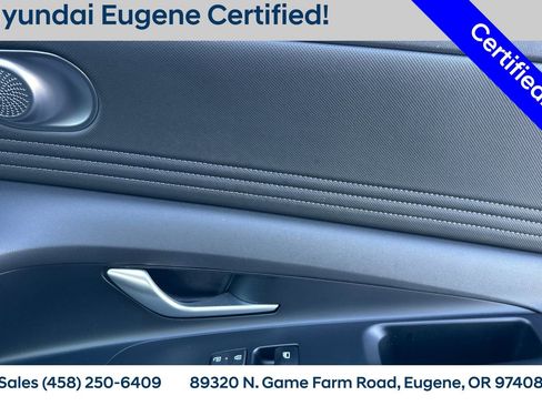 Used 2025 Hyundai Elantra SEL image 22