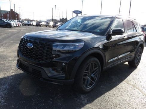 New 2025 Ford Explorer ST-Line w/ Premium Package image 3