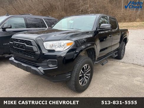 Used 2023 Toyota Tacoma SR image 1