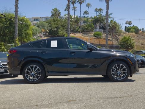 Certified 2024 BMW X6 xDrive40i w/ Premium Package AWD/4WD image 4