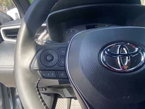 Used 2024 Toyota Corolla Cross SE image 33