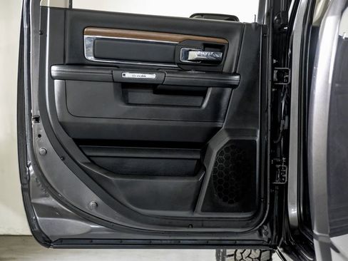 Used 2018 RAM 2500 Laramie w/ Sport Appearance Group image 37