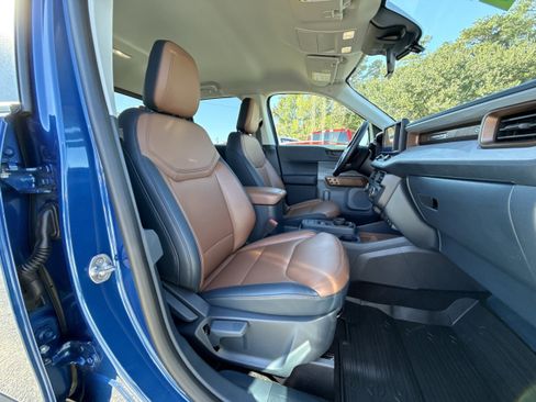 Used 2024 Ford Maverick Lariat image 13