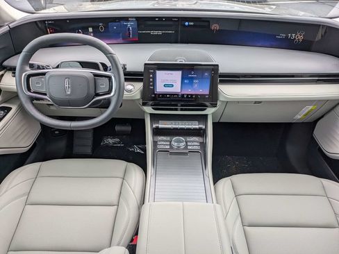 New 2026 Lincoln Nautilus Premier AWD/4WD image 15