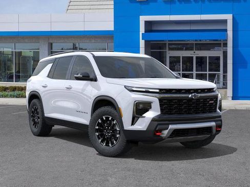 New 2026 Chevrolet Traverse Z71 w/ Enhanced Driving Package AWD/4WD image 7