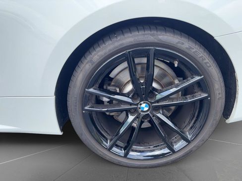 Used 2022 BMW 430i Coupe w/ M Sport Package RWD image 10
