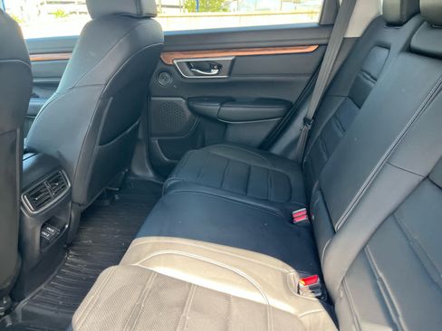 Used 2020 Honda CR-V Touring image 9