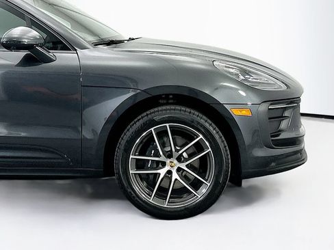 Used 2026 Porsche Macan AWD/4WD image 11