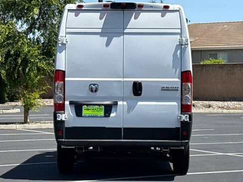 Used 2026 RAM ProMaster 2500 w/ Convenience Group FWD image 10