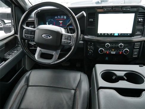 Used 2023 Ford F250 Lariat w/ Chrome Package image 15