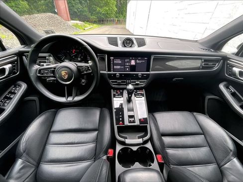 Certified 2022 Porsche Macan GTS AWD/4WD image 18