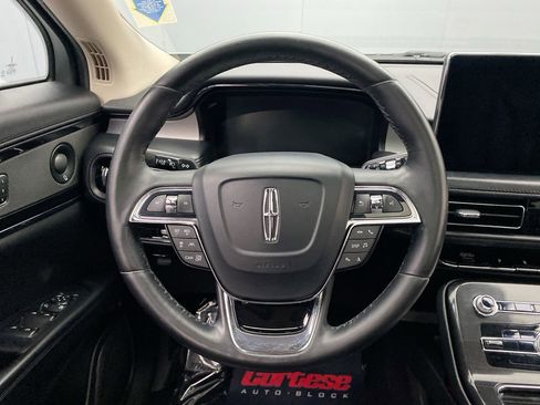 Used 2022 Lincoln Nautilus Reserve w/ Equipment Group 201A AWD/4WD image 16