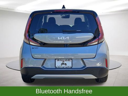 Used 2025 Kia Soul LX w/ LX Technology Package FWD image 6