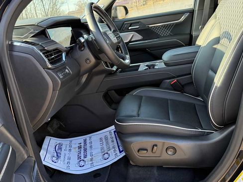 Used 2024 GMC Acadia Denali w/ Super Cruise Package AWD/4WD image 7