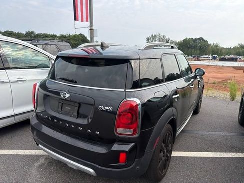 Used 2017 MINI Cooper Countryman ALL4 AWD/4WD image 3