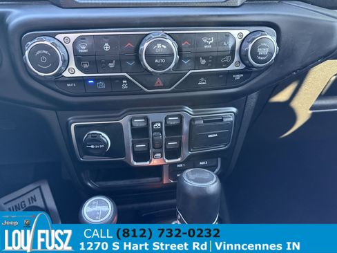 Used 2023 Jeep Wrangler Sahara w/ Cold Weather Group image 22